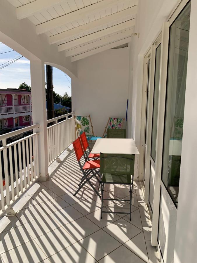 Ferienwohnung Les Pommes Lianes Deshaies Exterior foto